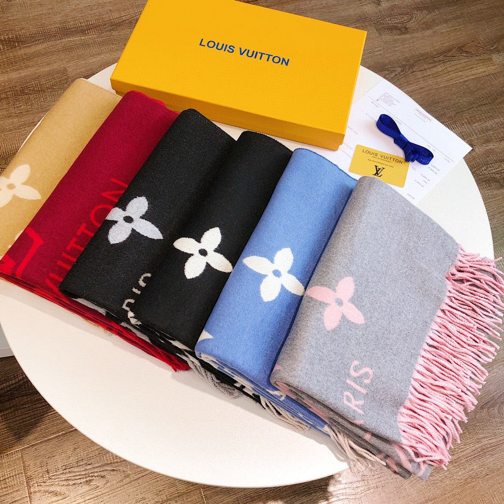 LOUIS VUITTON REYKJAVIK SCARF 180 CM IN DOPHIN GRAY MIX PINK CASHMERE 392868
