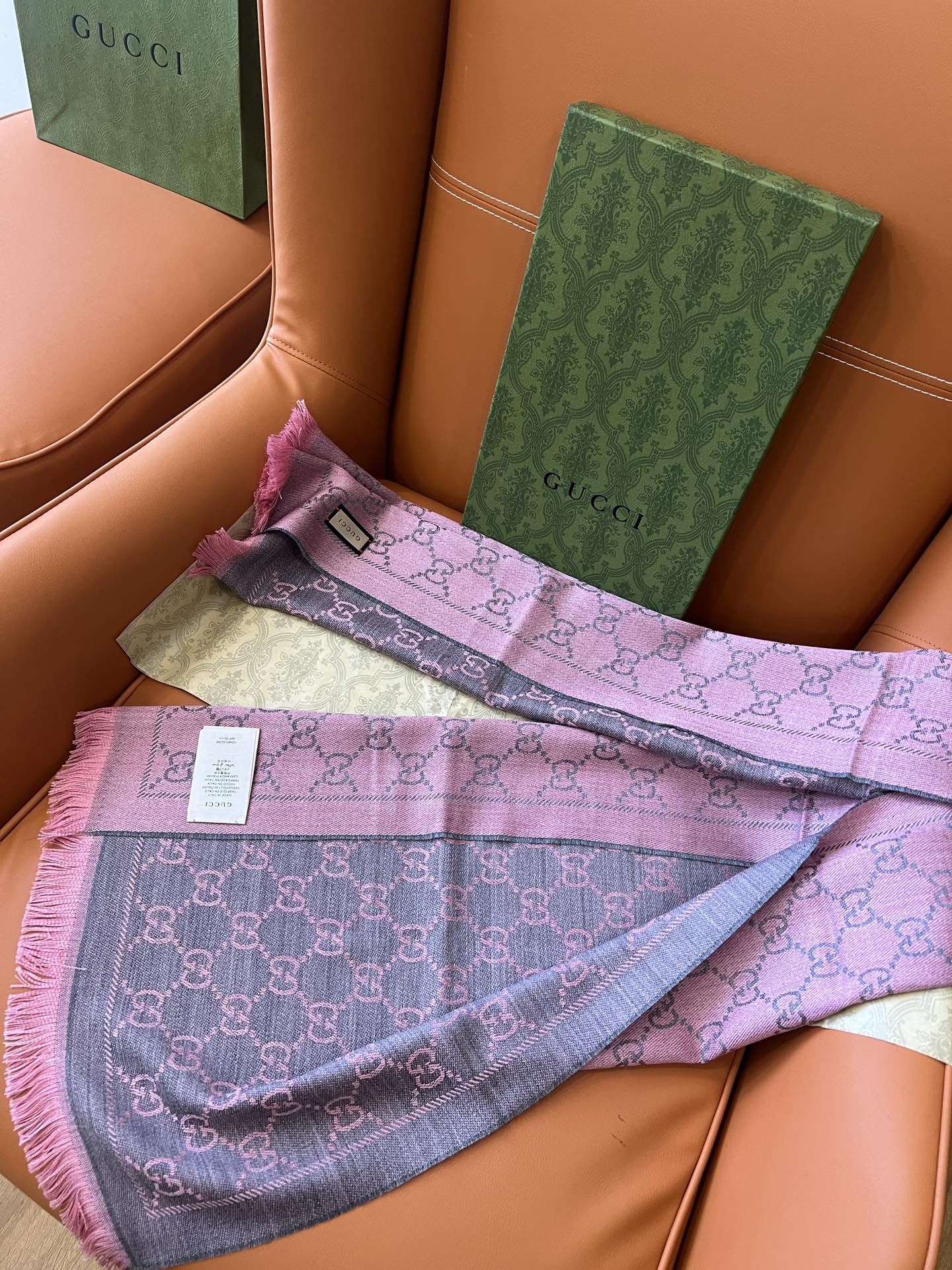 GUCCI 25S SCARF 180 IN WOOL 644860
