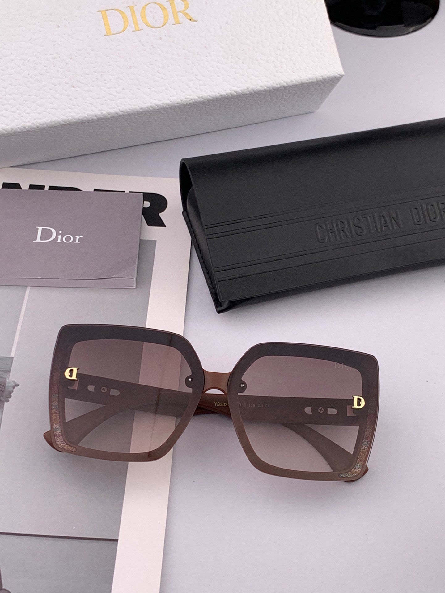 DIOR MONTAIGNE SUNGLASS D2302 IN ACETATE EMBOSSED LOGO