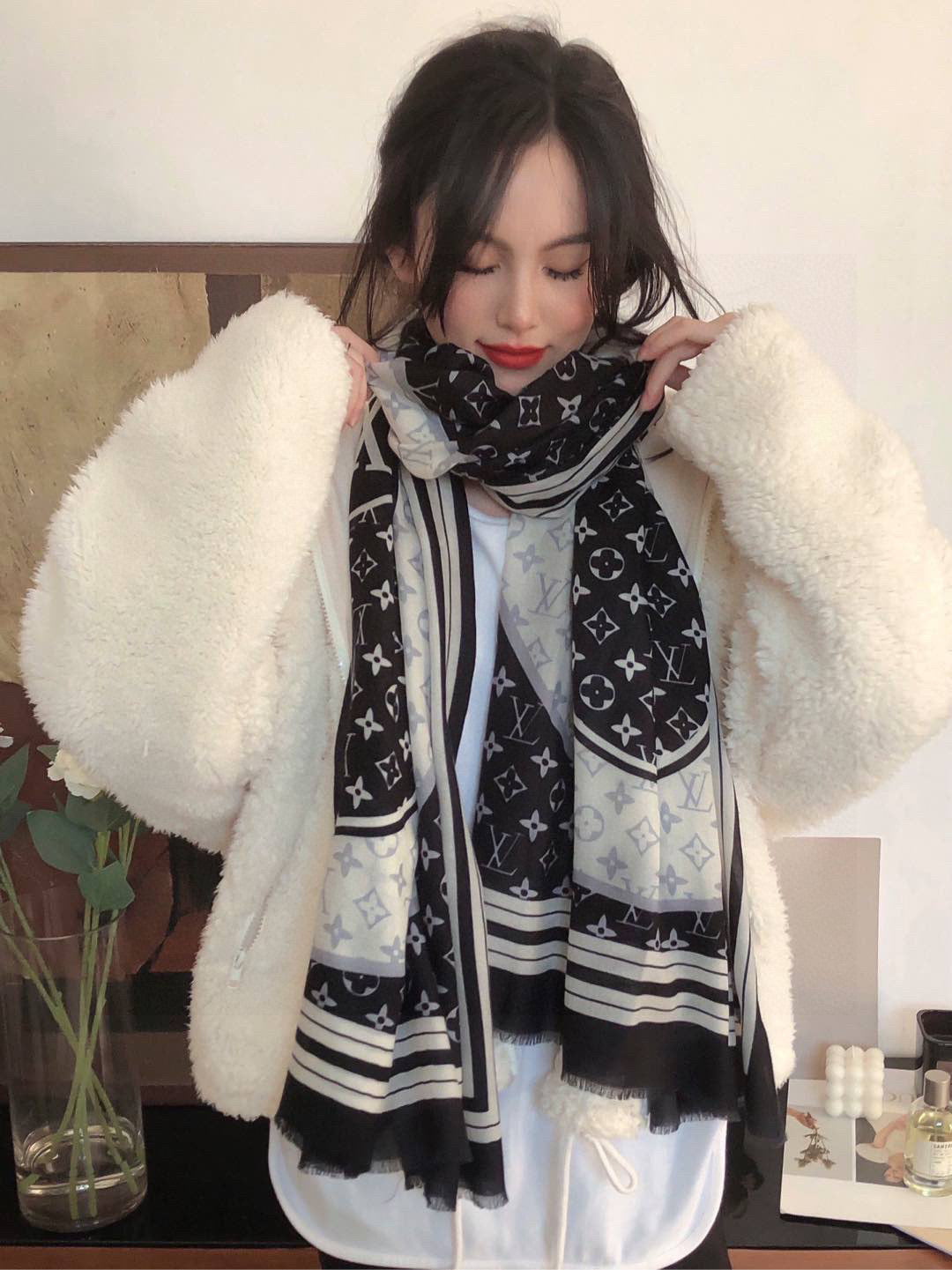 LOUIS VUITTON LV SCARF 200 CM IN CASHMERE 732078