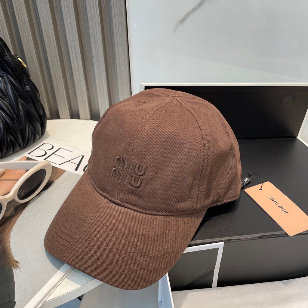 MM BASEBALL CAP IN BROWN ORANGE FABRIC BRAND EMBROIDERY