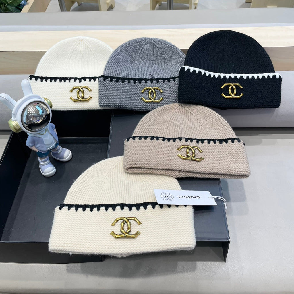 CHANEL KNIT HAT IN CAMEL BEIGE WOOL 424300