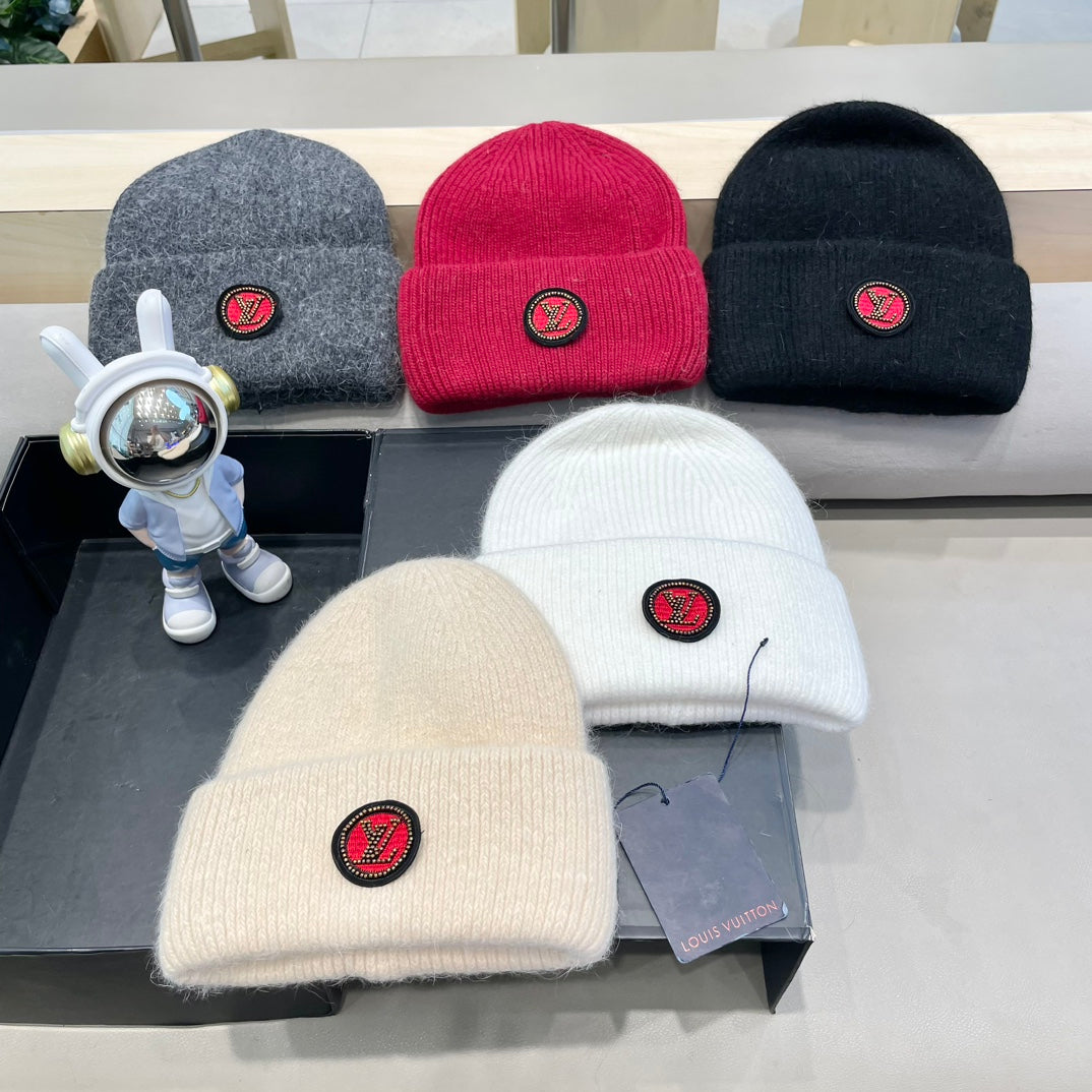 LOUIS VUITTON BEANIE HAT IN BEIGE WOOL AND RABBIT FUR 433474