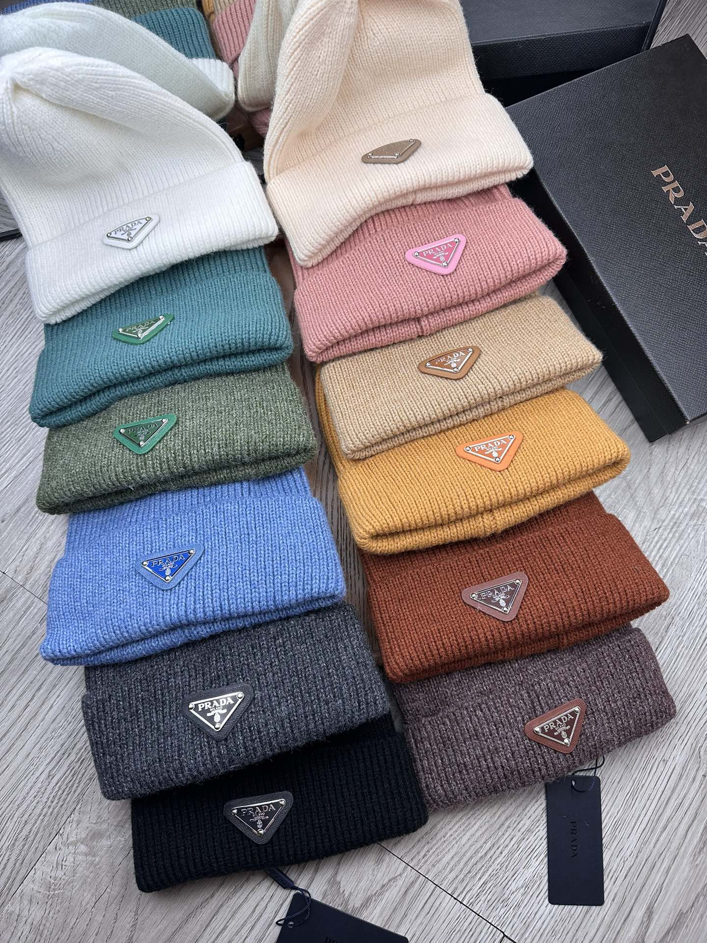 PRADA BEANIE HAT IN UMBER BROWN WOOL 332398
