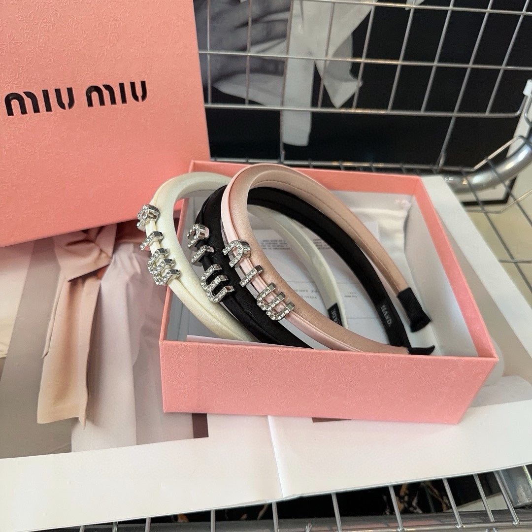 SILK HAIRBAND ATTACHED CRYSTAL LOGO LIGHT PINK 196476