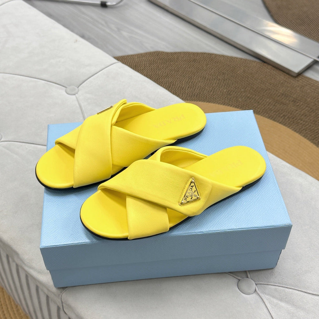 PRADA 25S SLIDE SANLS IN YELLOW CALFSKIN LOGO