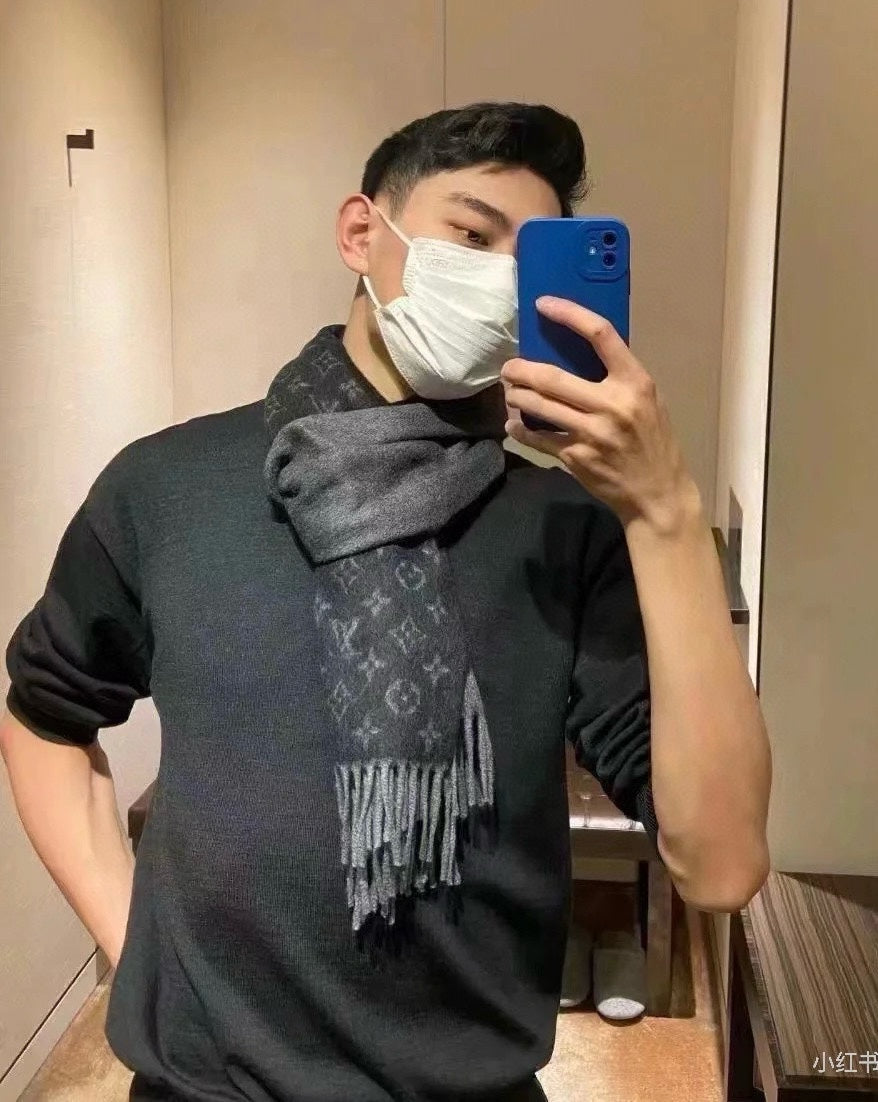 LOUIS VUITTON MONOGRAM GRADIENT 180 CM SCARF BLACK CASHMERE 392957