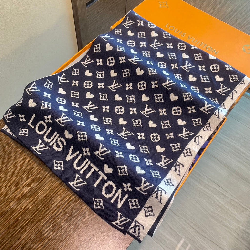 LOUIS VUITTON GAME ON SCARF 180 CM IN NAVY BLUE CASHMERE 394761