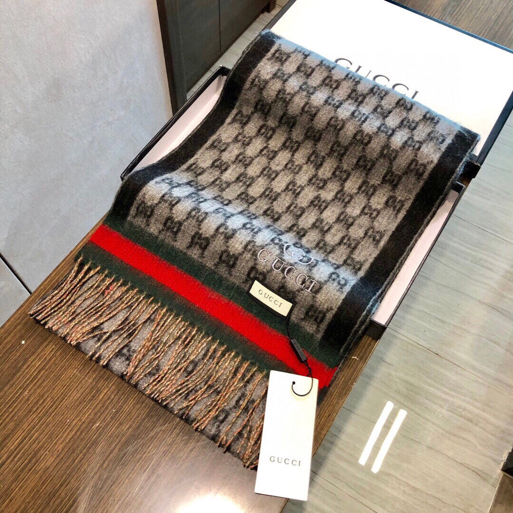 GUCCI SCARF 180 CM IN MONOGRAM MEDIUM BROWN CASHMERE 405327