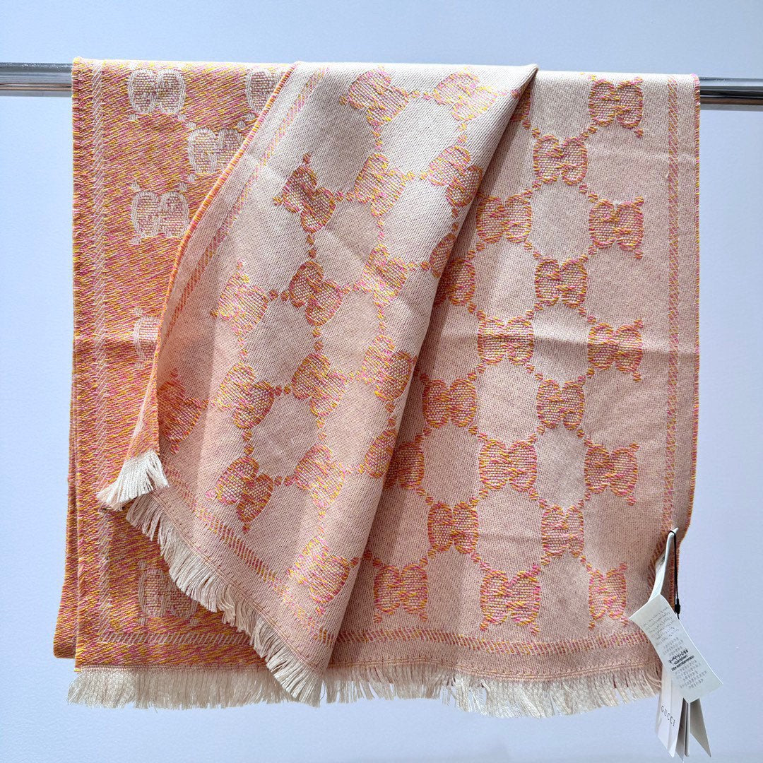 GUCCI SCARF 195 CM IN MELON ORANGE WOOL 399810