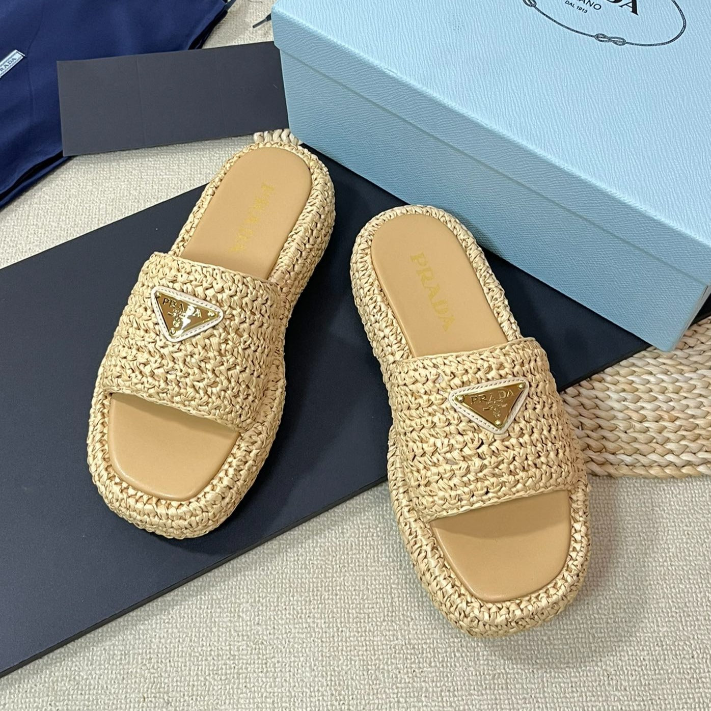 PRADA CROCHET FLATFORM SLIDES BEIGE RAFFIA