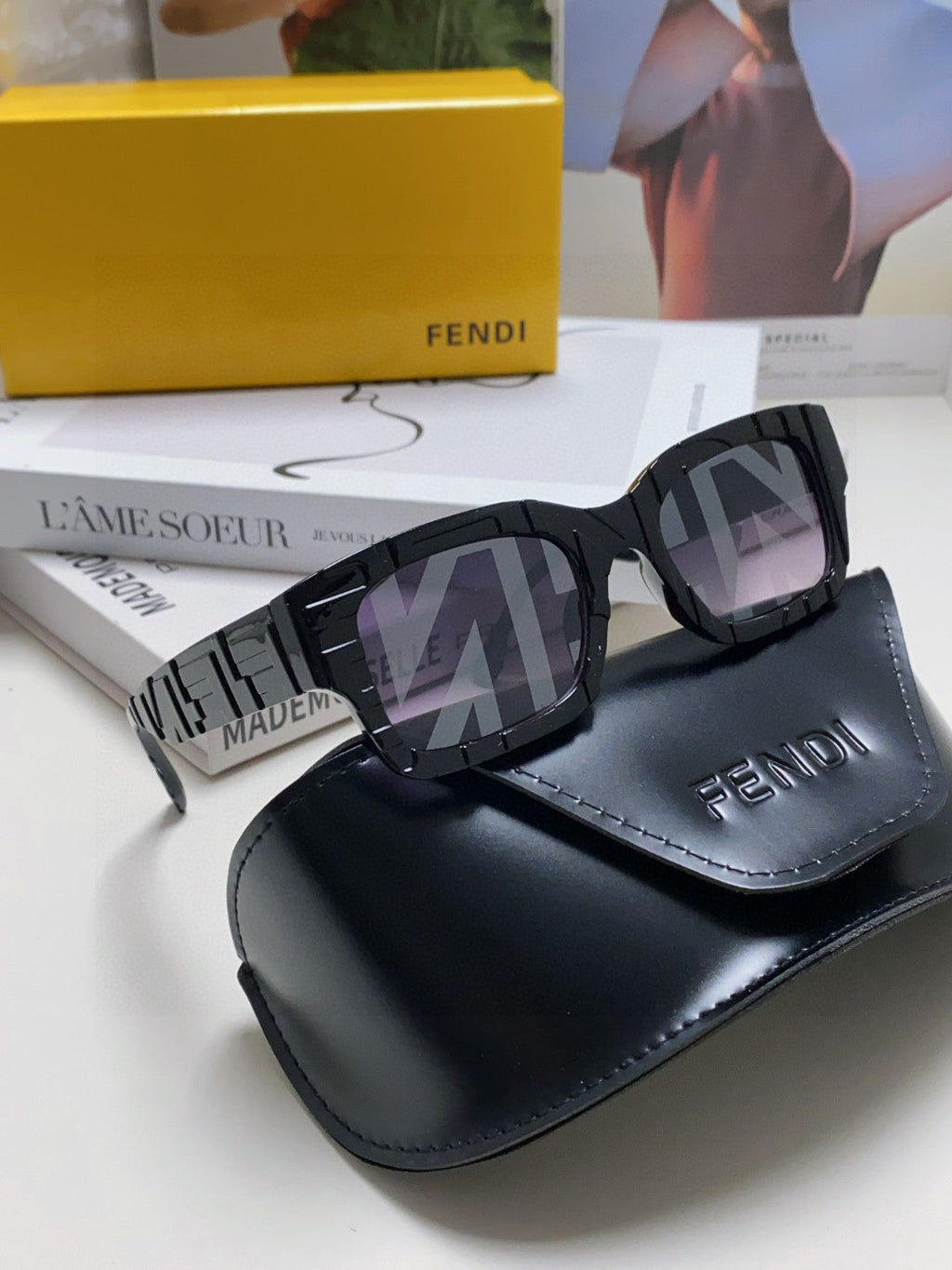 ROMA EMBOSSED RECTANGULAR FRAME SUNGLASSES 527221 IN ACETATE