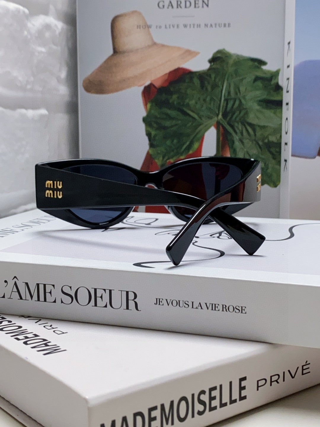 LOGO SUNGLASSES 576812 IN BLACK ACETATE