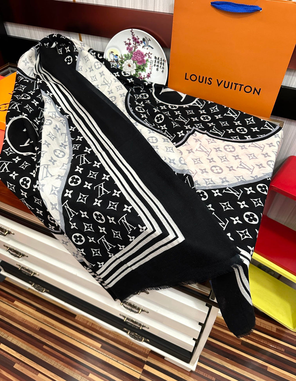 LOUIS VUITTON SCARF 200 CM IN BLACK MIX WHITE CASHMERE 400030