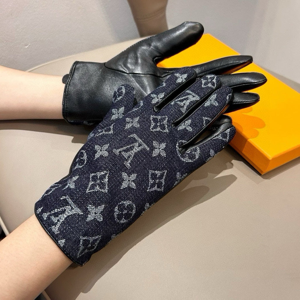 LOUIS VUITTON GLOVES IN BLACK MONOGRAM DENIM AND LAMBSKIN 460111