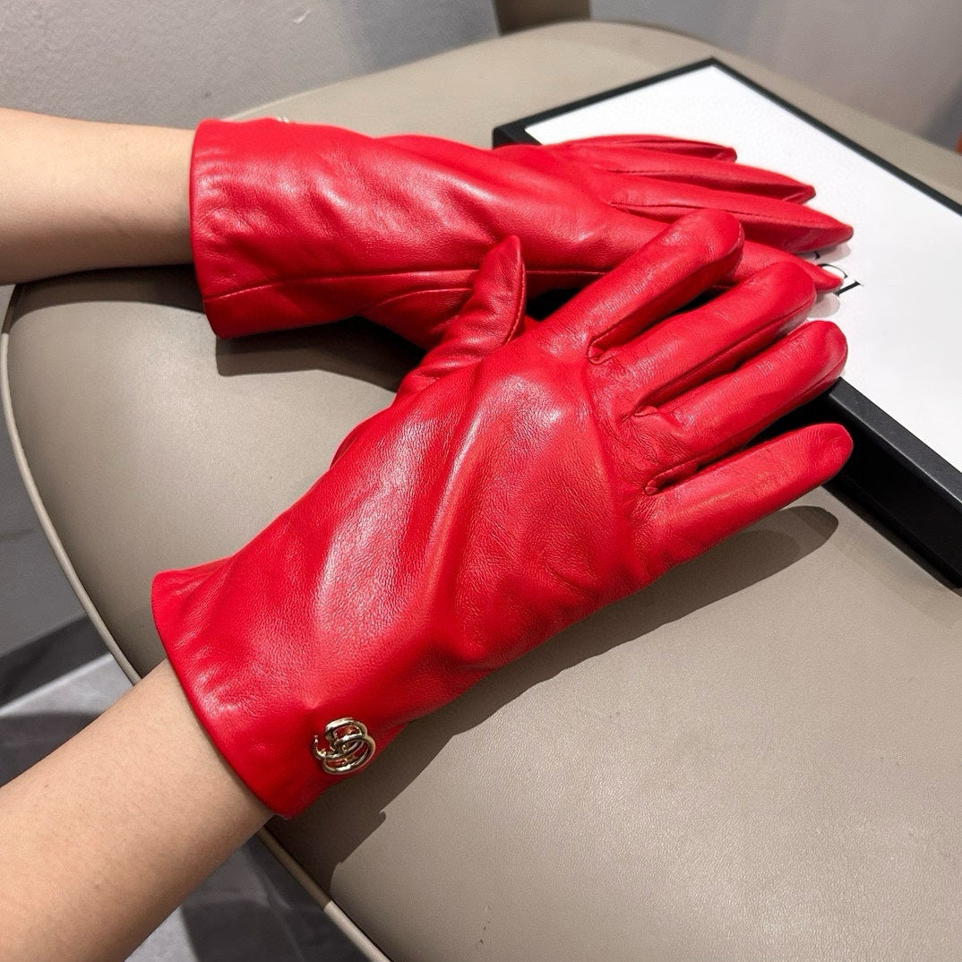 GUCCI TOUCHSCREEN GLOVES IN RED LAMBSKIN AND SHEARLING LINING 463862