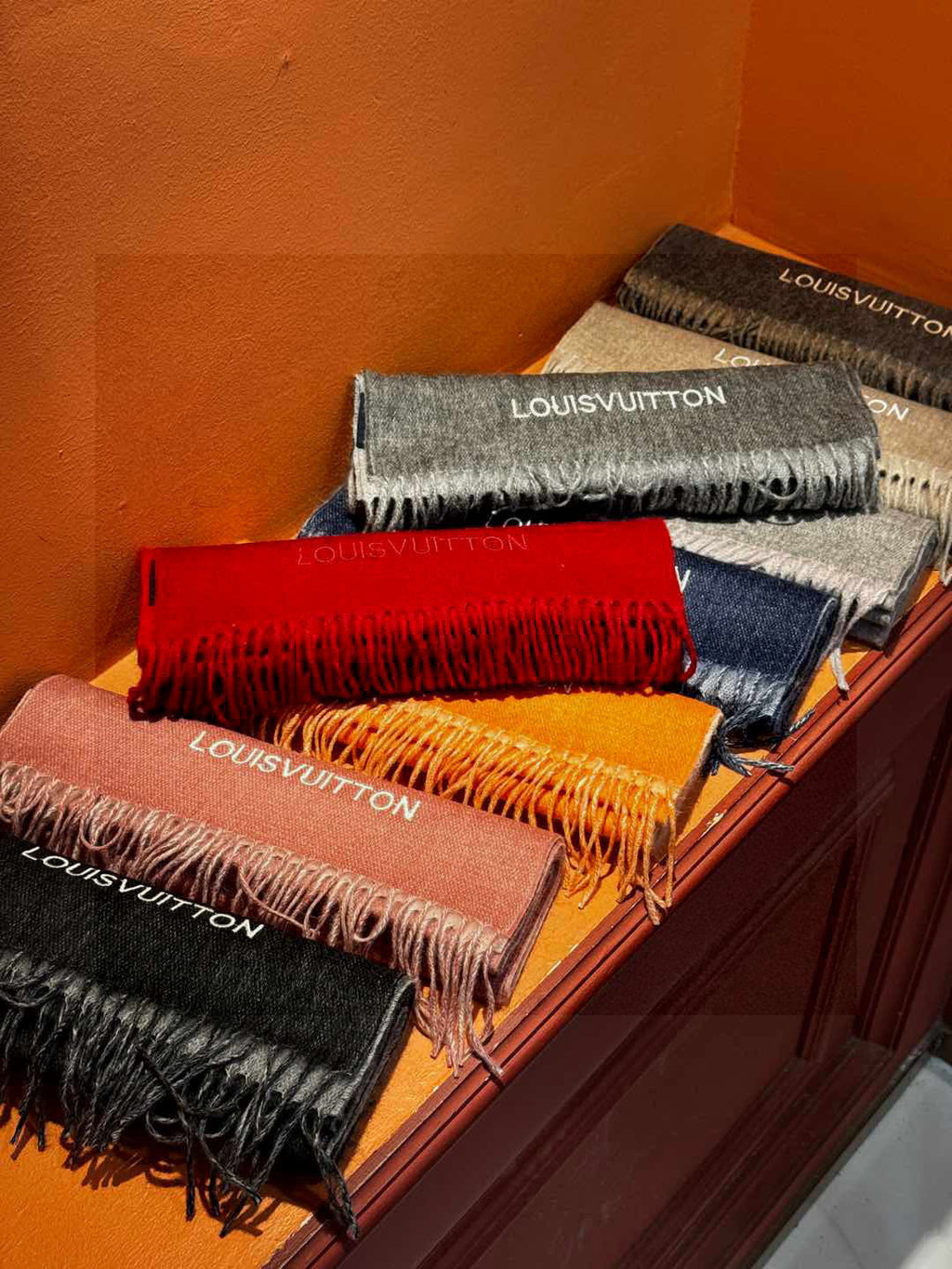 LOUIS VUITTON LV SCARF 180 CM IN CASHMERE 730571