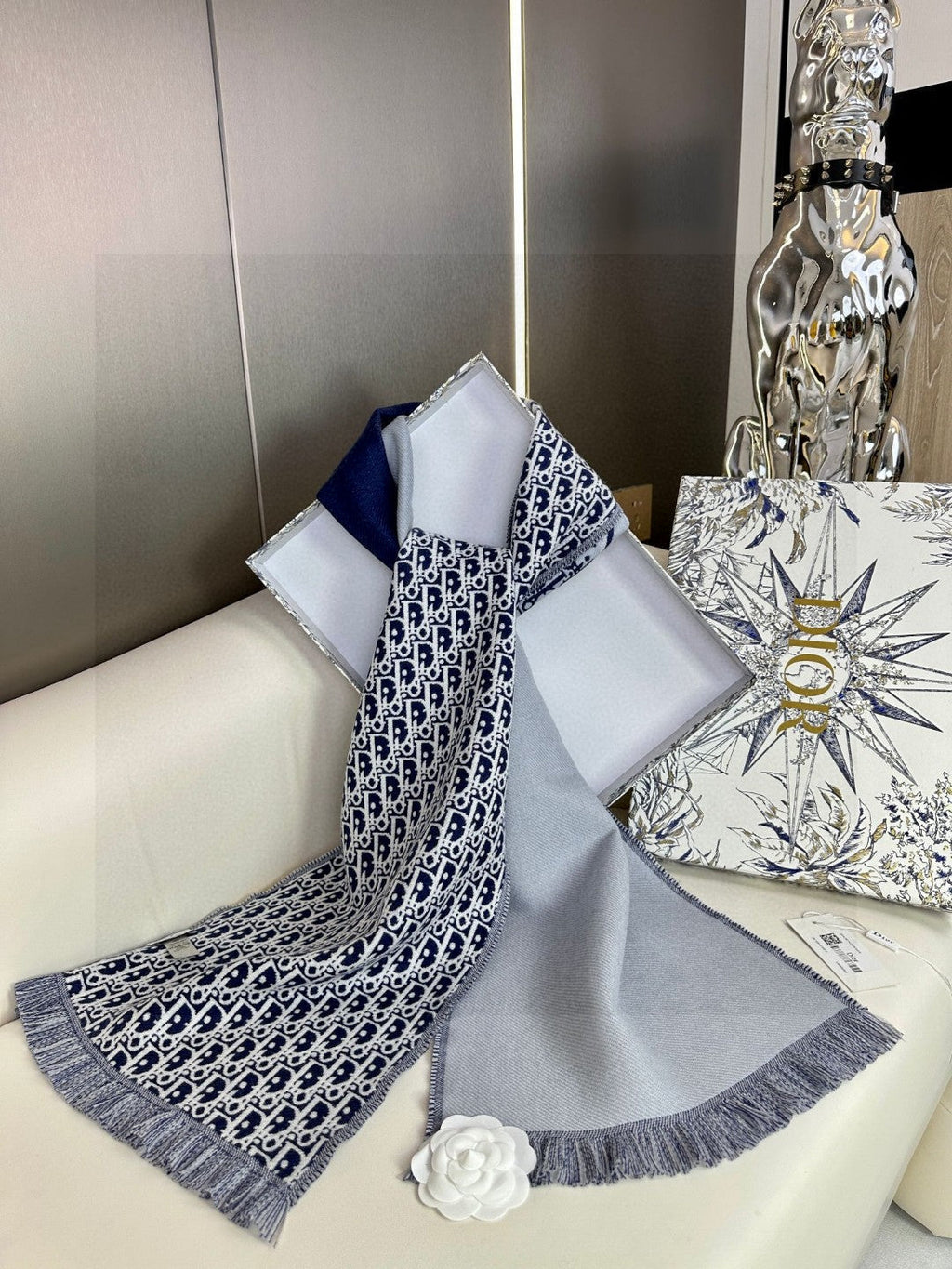 DIOR SCARF 200 CM IN CASHMERE 603607