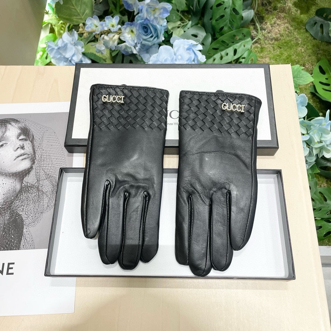 GUCCI GLOVES IN BLACK SHEEPSKIN 456295