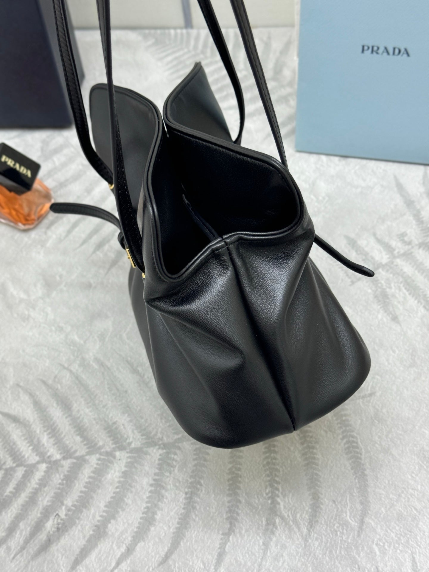 PRADA 25S SMALL BAG 25 IN BLACK CALFSKIN GOLD HARDWARE