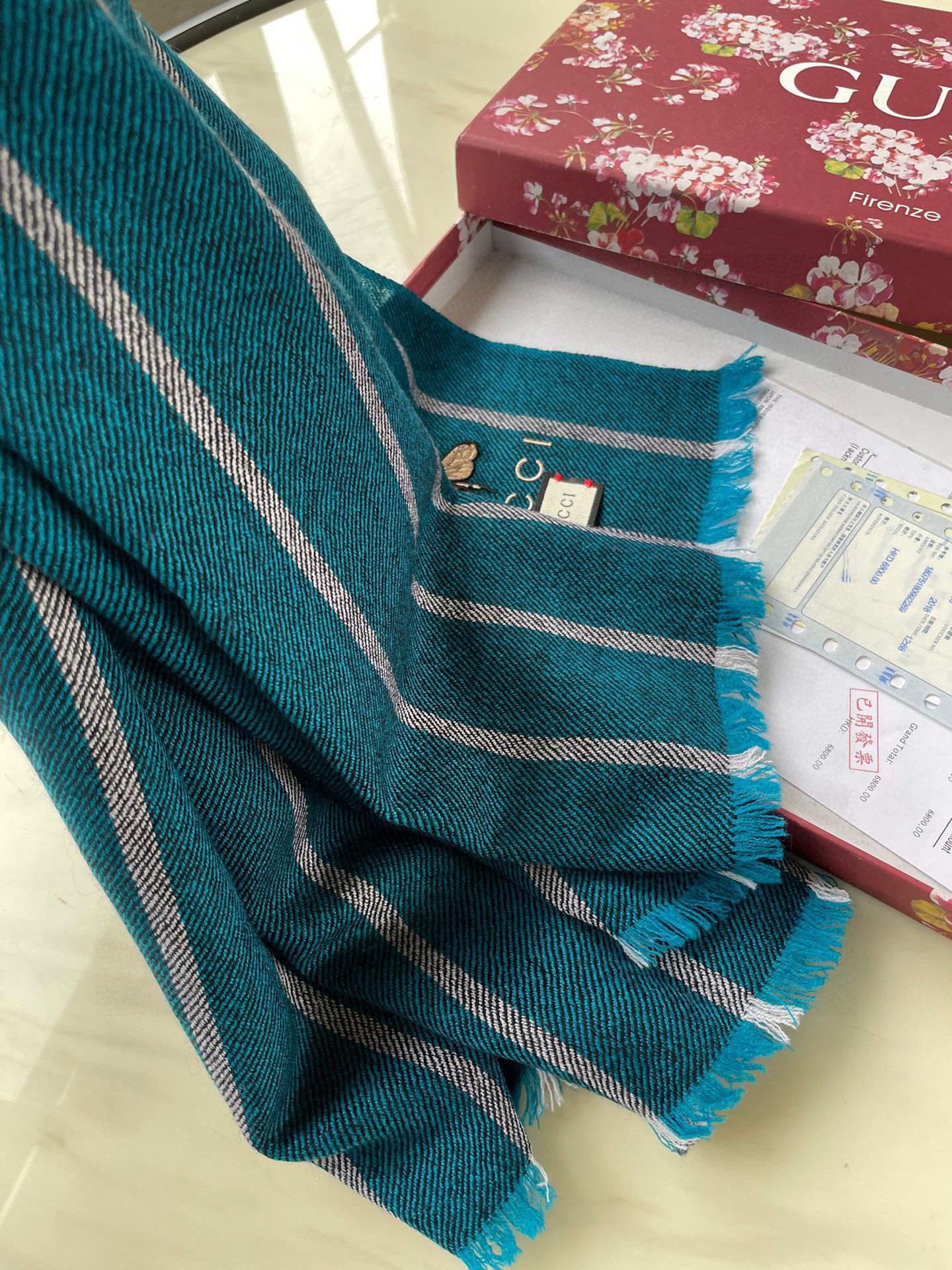 GUCCI SCARF 200 CM IN COLORFUL CASHMERE 402211